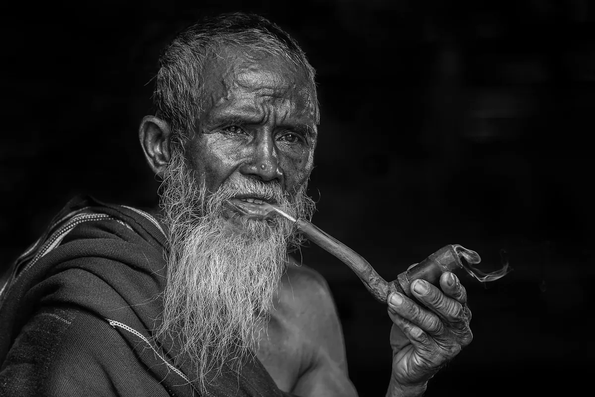 Briar vs. Meerschaum vs. Corn Cob: Which Pipe Material Should You Start With?